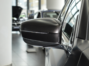 2018740Li xDrive  ׿Խb ^