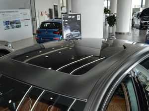 2018款740Li xDrive 尊享型 卓越套装 车顶