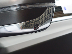 2018740Li xDrive  ׿Խb ^