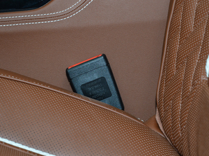 2018740Li xDrive  ׿Խb g