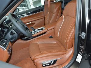 2018740Li xDrive  ׿Խb {