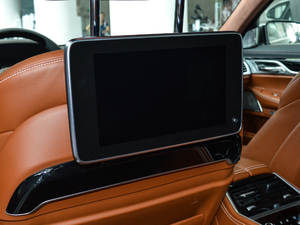 2018740Li xDrive  ׿Խb g