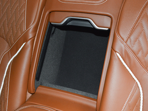 2018740Li xDrive  ׿Խb g