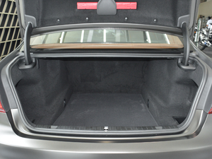 2018740Li xDrive  ׿Խb g