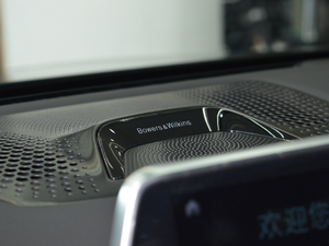 2018740Li xDrive  ׿Խb g