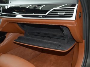 2018740Li xDrive  ׿Խb 