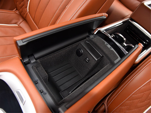 2018740Li xDrive  ׿Խb g