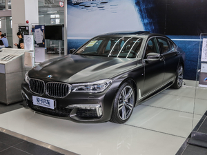 2018740Li xDrive  M˶װ ǰ45