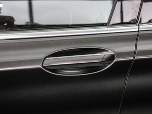 2018740Li xDrive  M\b {T