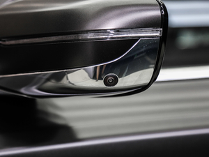 2018740Li xDrive  M\b ^