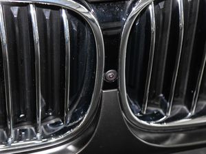 2018740Li xDrive  M\b ^