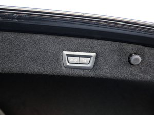 2018740Li xDrive  M\b  g