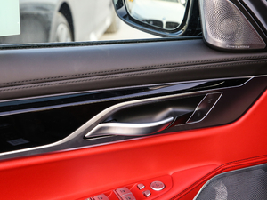 2018740Li xDrive  M\b  g