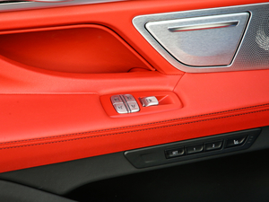 2018740Li xDrive  M\b  g