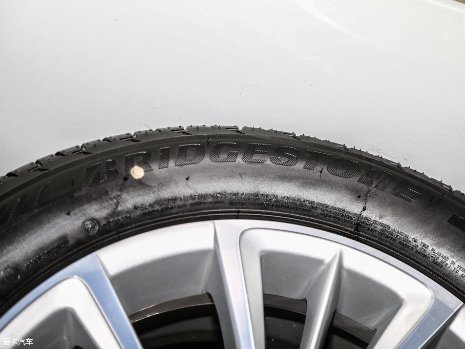 2018��R7ϵ����Դ 740Le