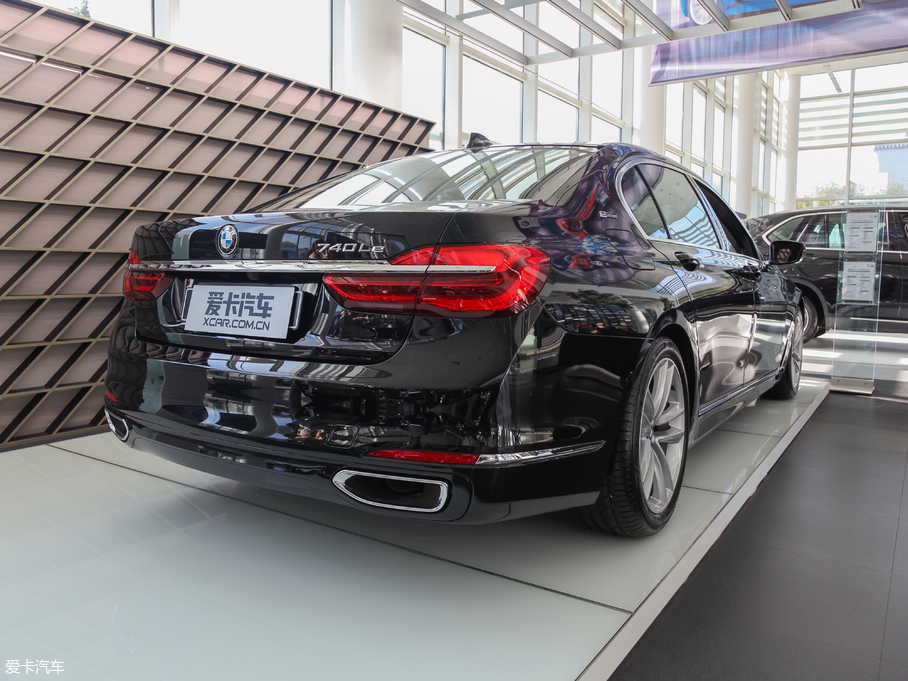 2018R7ϵԴ 740Le xDrive