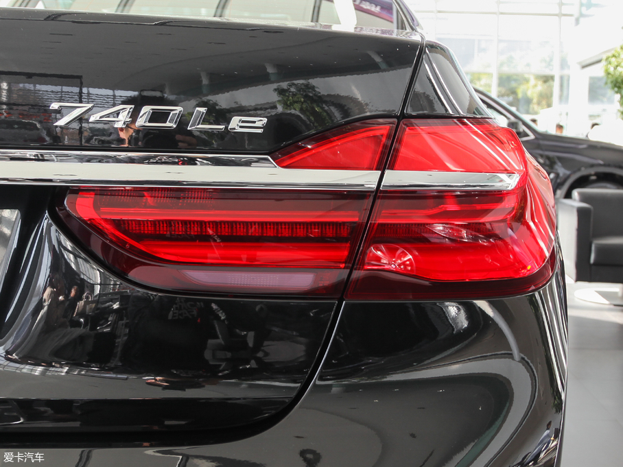 2018R7ϵԴ 740Le xDrive