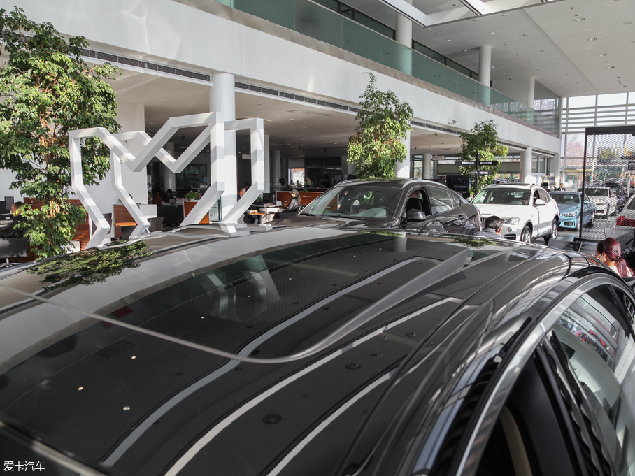 2018R7ϵԴ 740Le xDrive