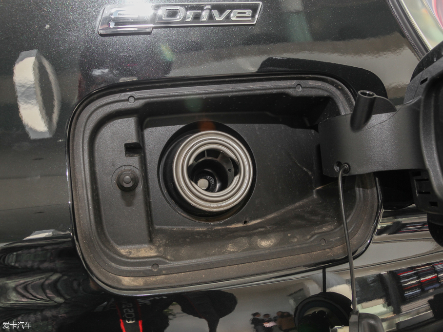 2018R7ϵԴ 740Le xDrive