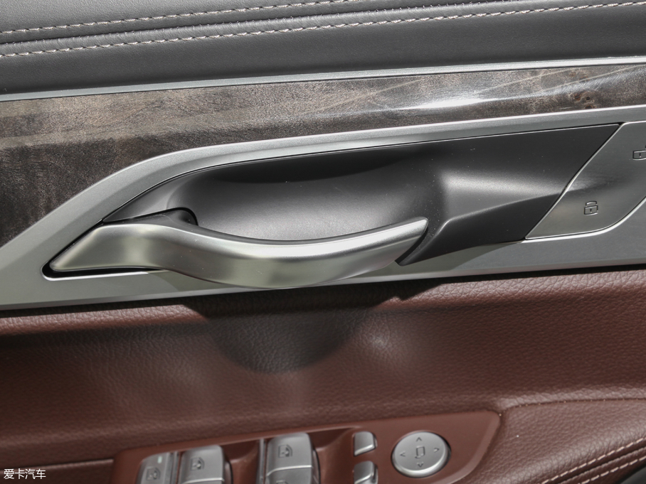 2018R7ϵԴ 740Le xDrive