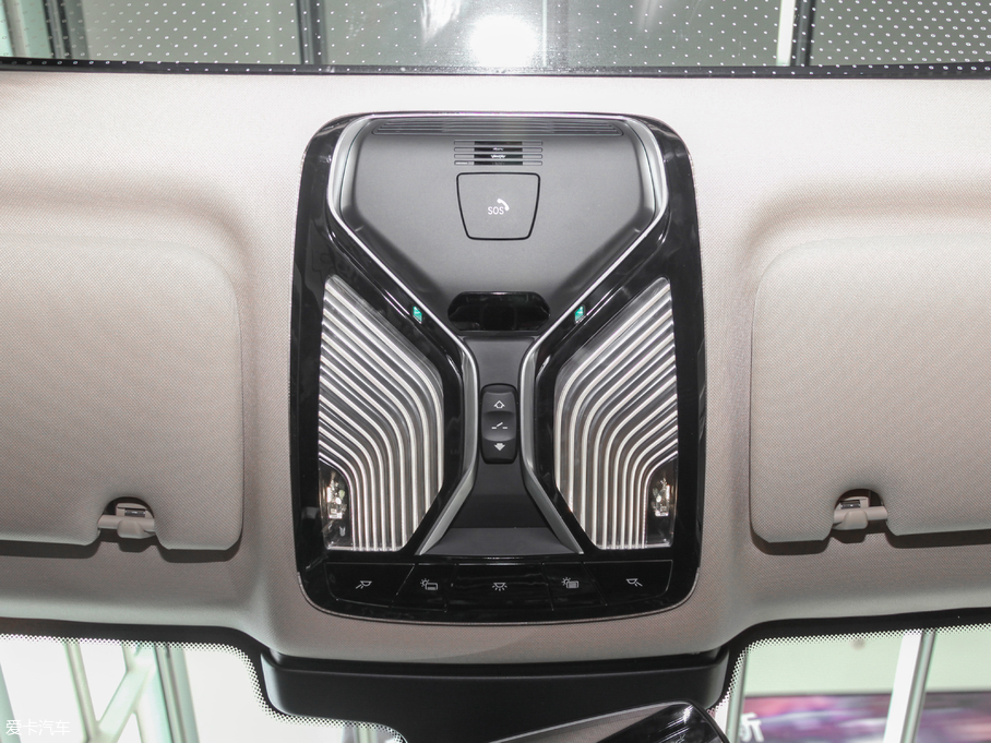 2018R7ϵԴ 740Le xDrive