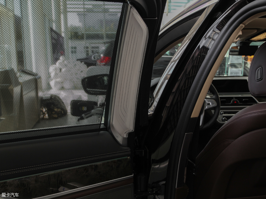 2018R7ϵԴ 740Le xDrive