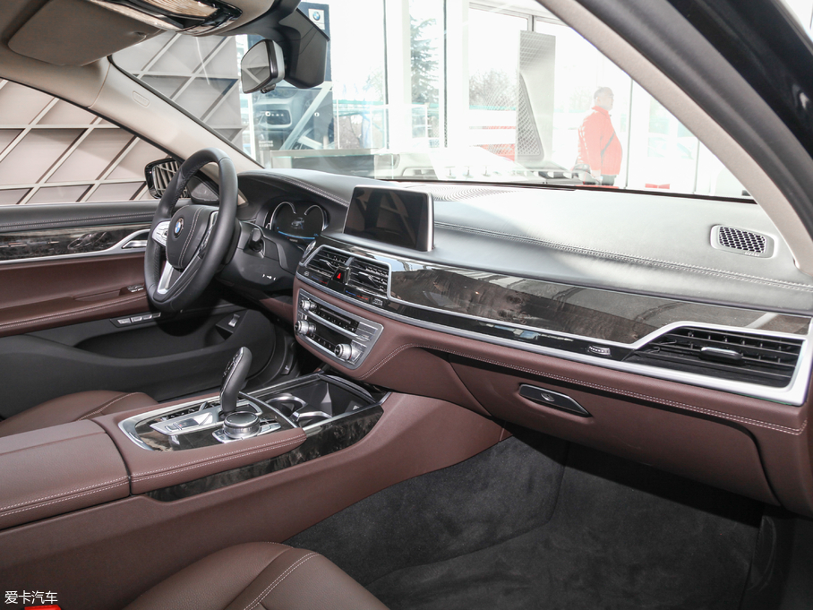 2018R7ϵԴ 740Le xDrive