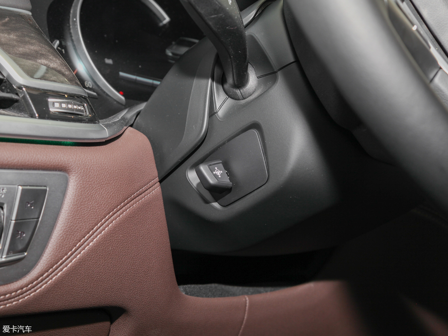 2018R7ϵԴ 740Le xDrive