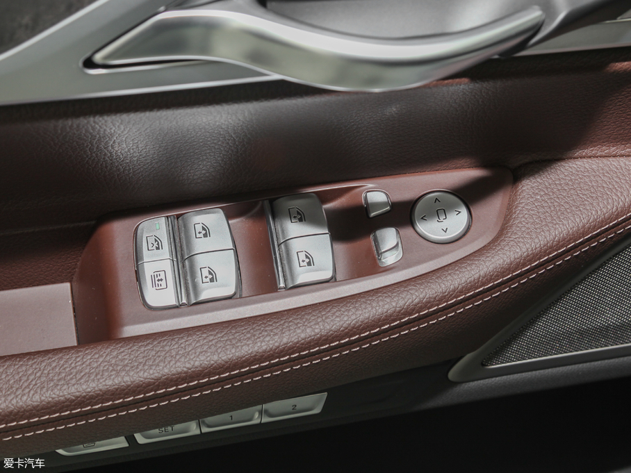 2018R7ϵԴ 740Le xDrive