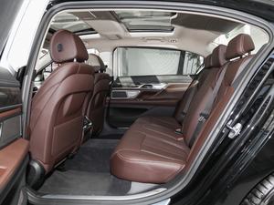 2018740Le xDrive ſg