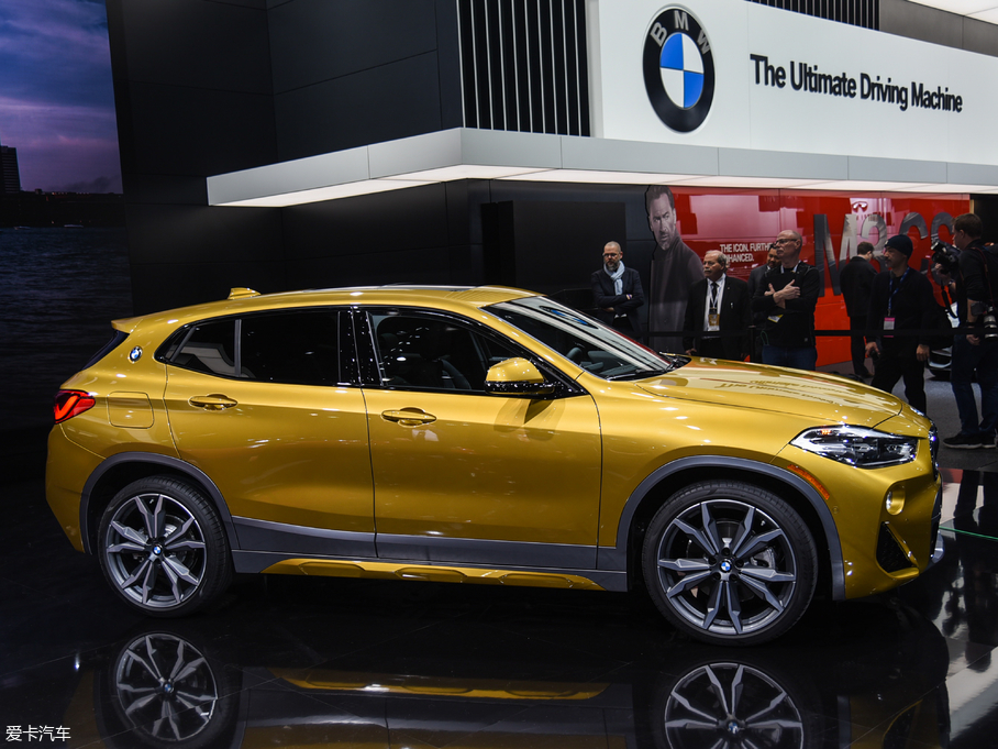 2018RX2(M) xDrive28i