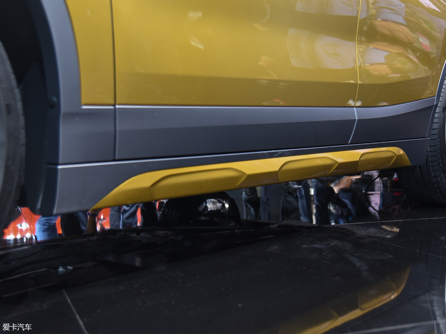 2018RX2(M) xDrive28i