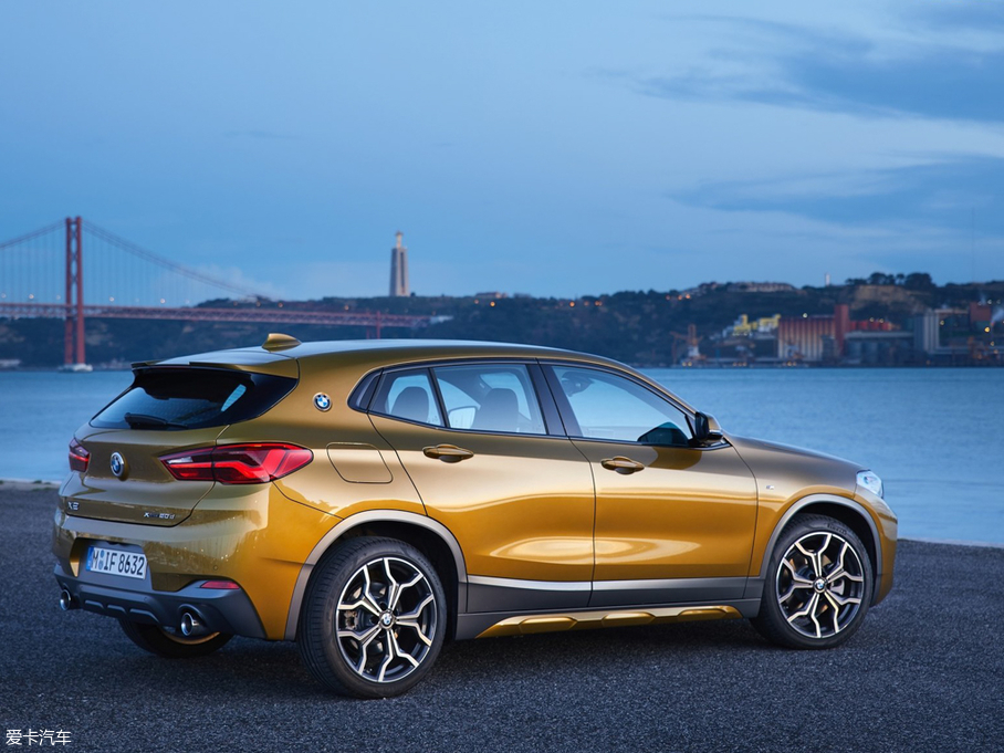 2018RX2(M(jn)) xDrive20d