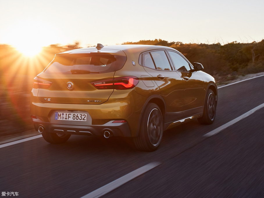 2018RX2(M(jn)) xDrive20d