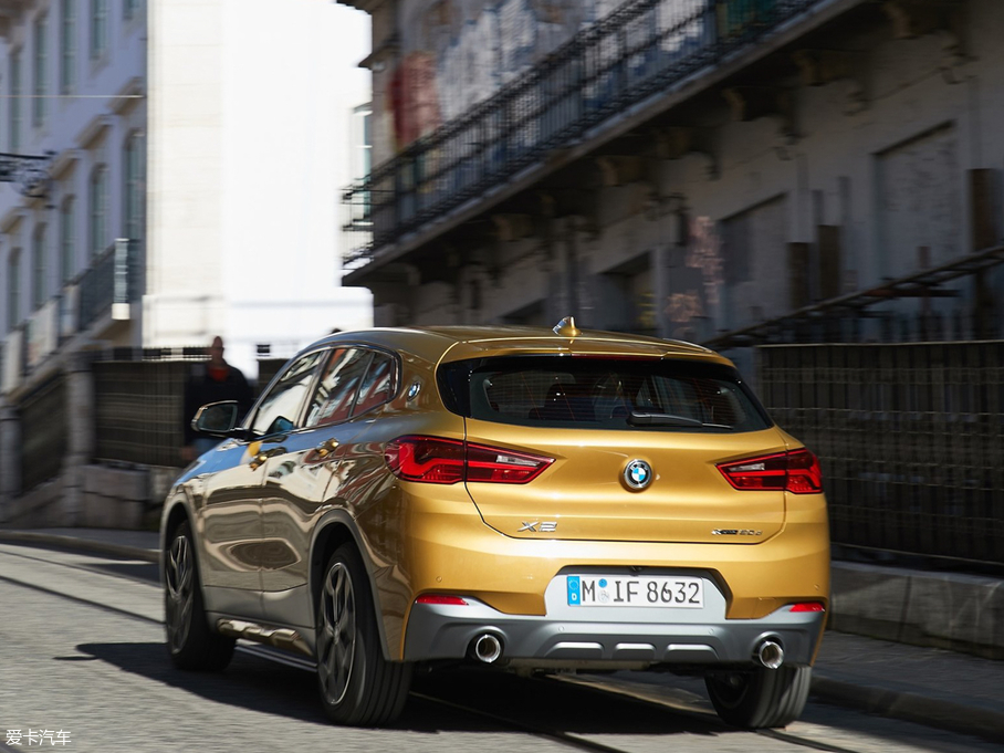 2018RX2(M(jn)) xDrive20d