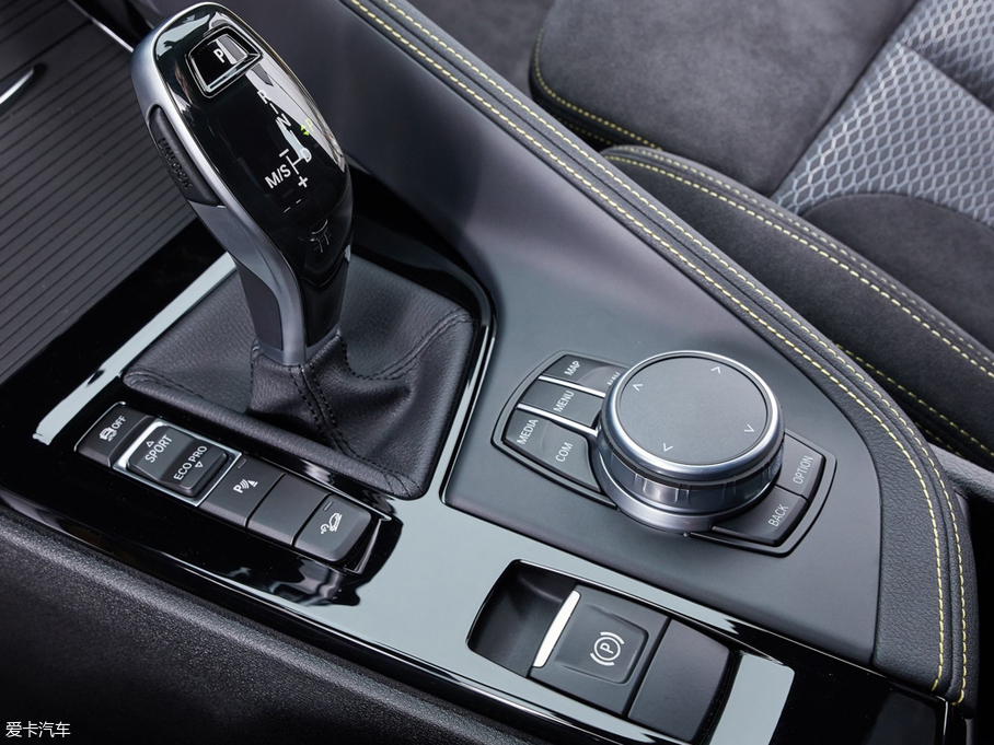 2018RX2(M(jn)) xDrive20d