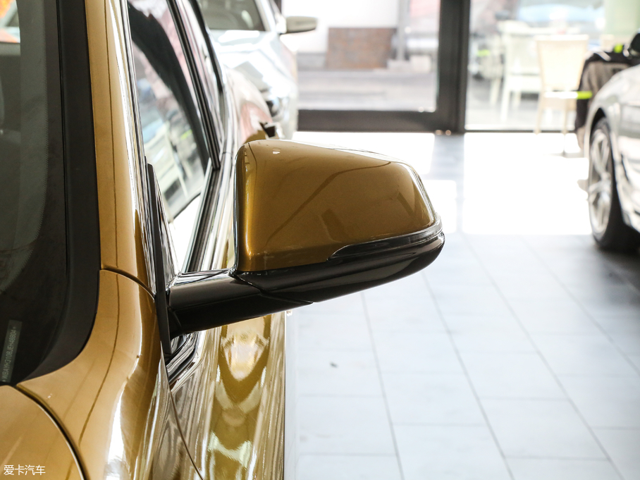 2018RX2(M) sDrive 25i MԽҰb V