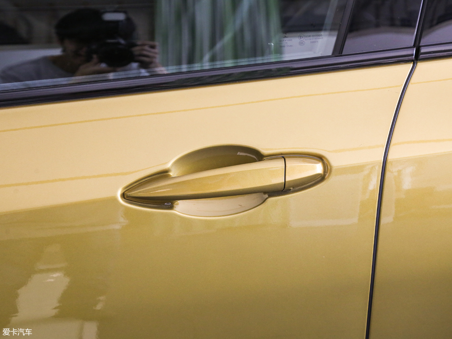 2018RX2(M) sDrive 25i MԽҰb V