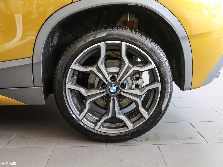 2018RX2(M) sDrive 25i MԽҰb V