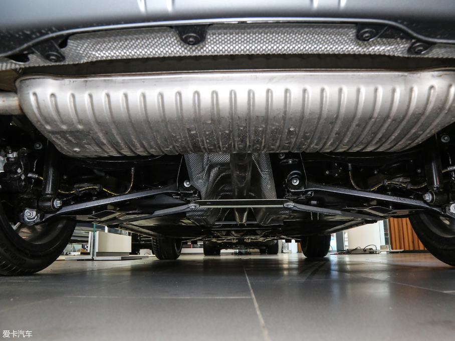 2018RX2(M(jn)) sDrive 25i MԽҰb V