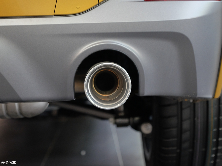 2018RX2(M) sDrive 25i AMԽҰb V