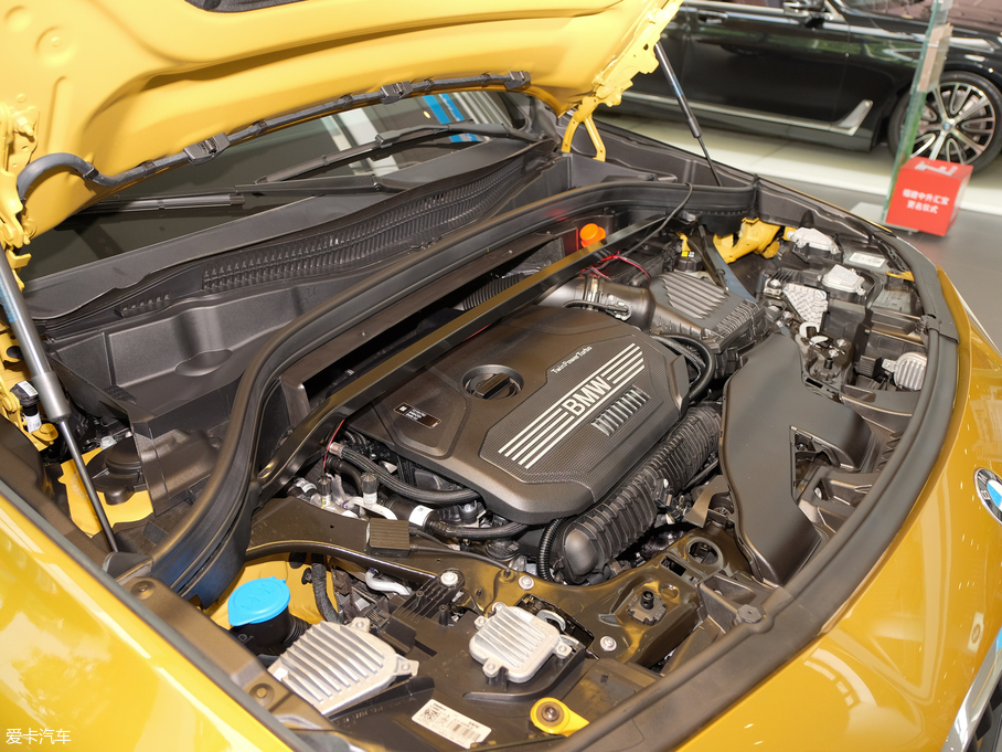 2018RX2(M) sDrive 25i AMԽҰb V