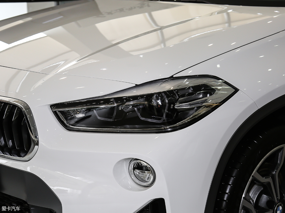 2018RX2(M) sDrive 25i AMԽҰb V