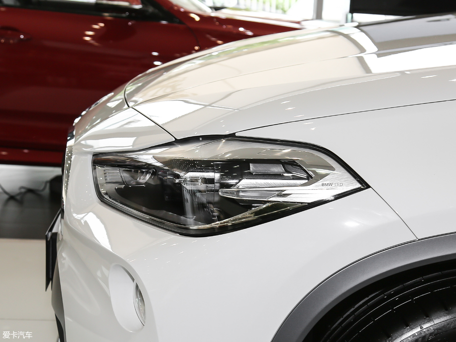 2018RX2(M) sDrive 25i AMԽҰb V