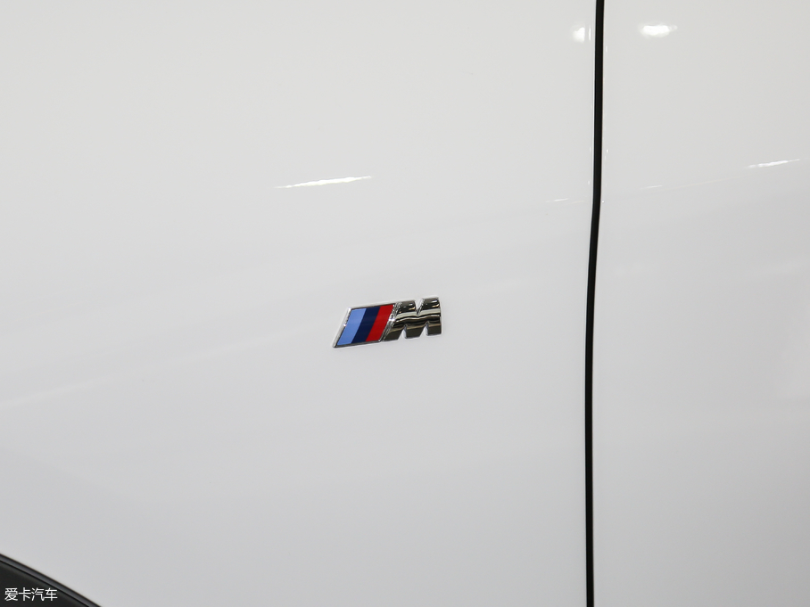 2018RX2(M) sDrive 25i AMԽҰb V