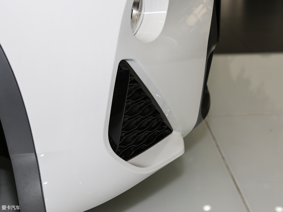 2018RX2(M(jn)) sDrive 25i AMԽҰb V