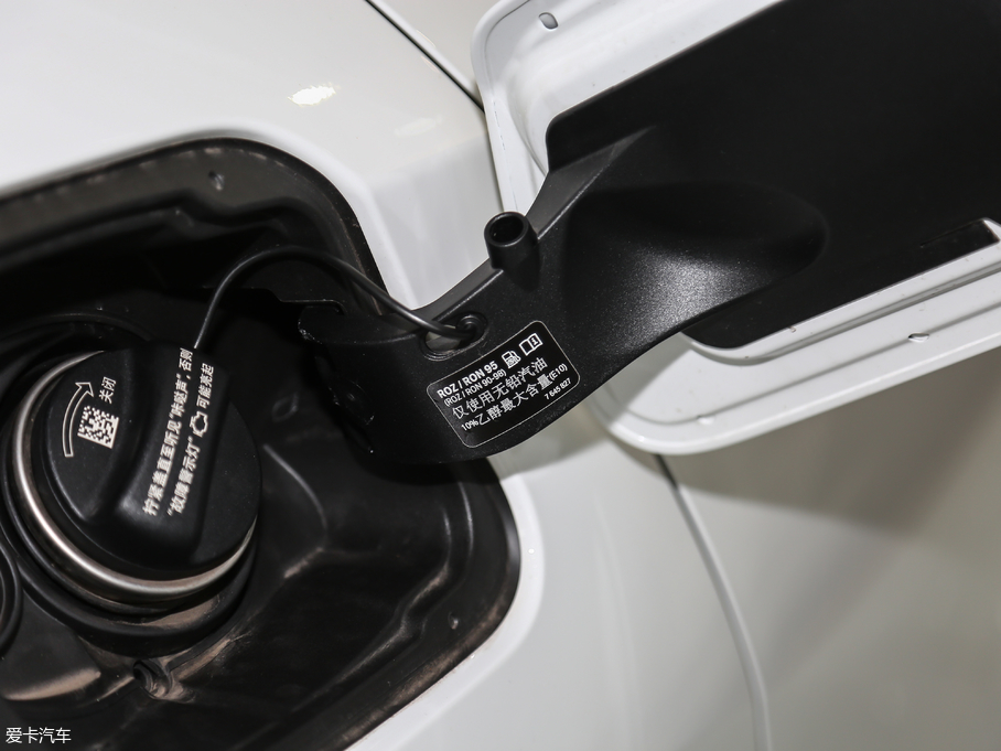 2018RX2(M) sDrive 25i AMԽҰb V