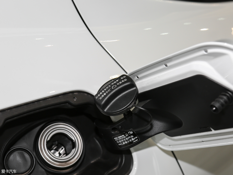 2018RX2(M) sDrive 25i AMԽҰb V