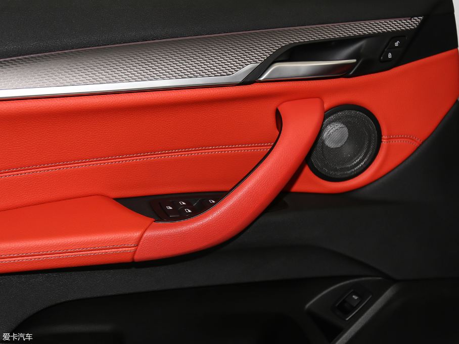 2018RX2(M(jn)) sDrive 25i AMԽҰb (gu)V