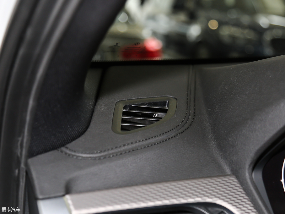 2018RX2(M) sDrive 25i AMԽҰb V